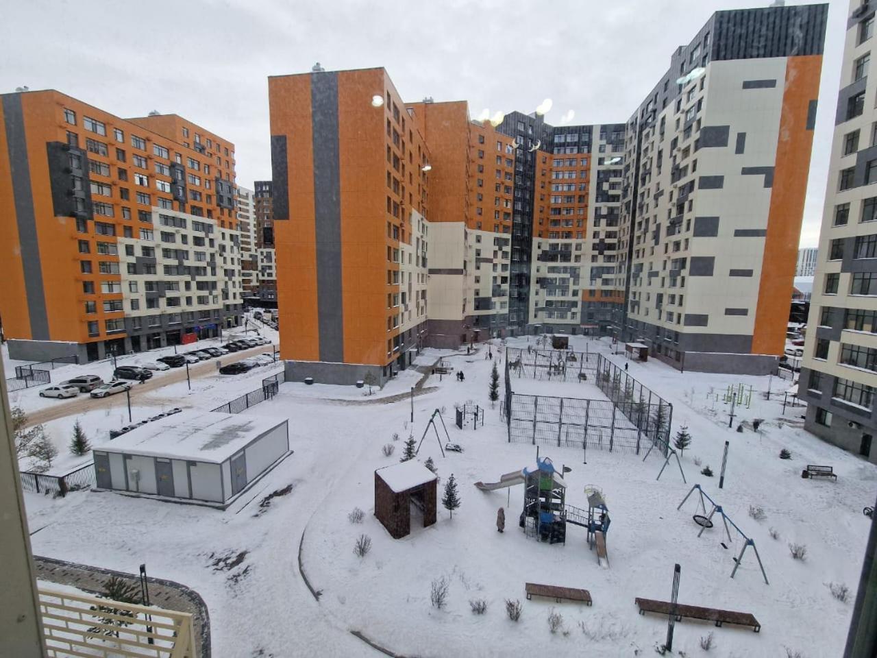 локация - жк бухар жырау, ботанический сад, стадион и барыс арена Nur-Sultan (Astana)